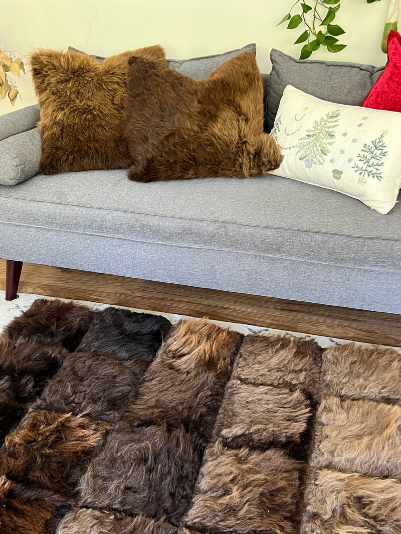 Rectangle Bison Hide Patchwork Rug – Natural Finish (4' x 3')