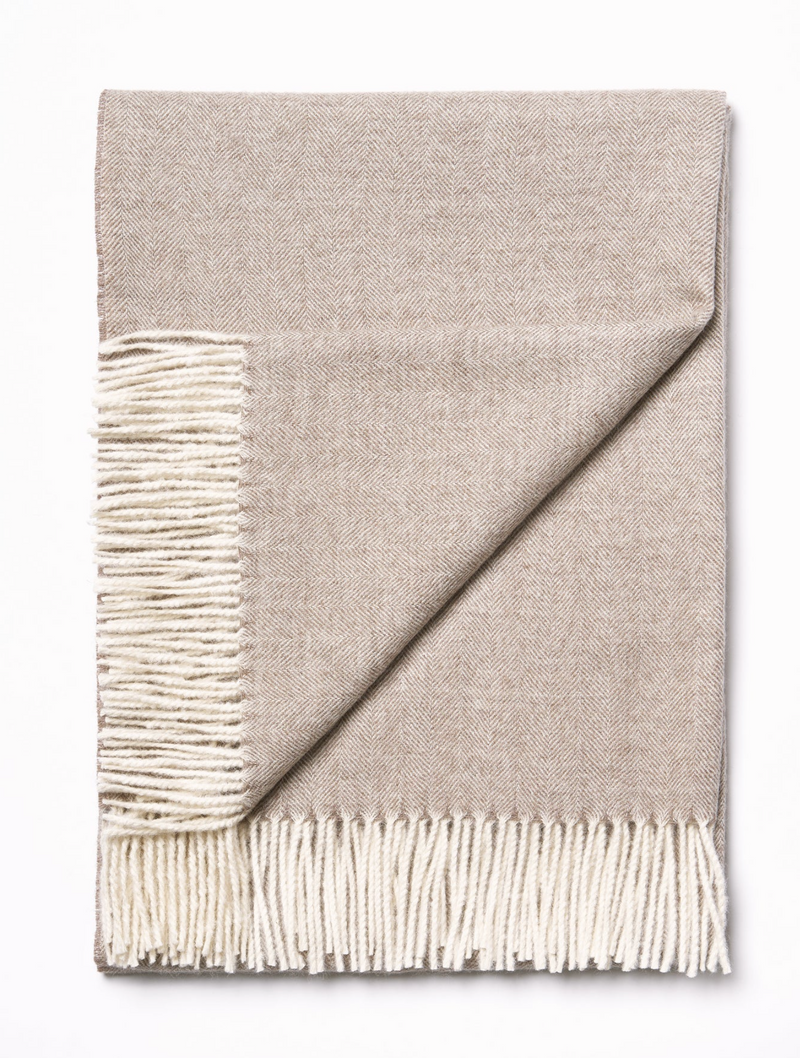 Baby alpaca blanket sand color 