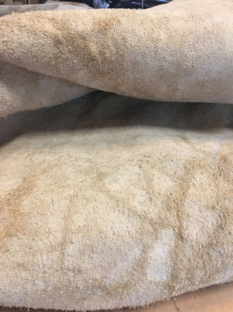 Buffalo / Bison Rug Hide - Second Grade Good Deluxe (Light Markings) - Large