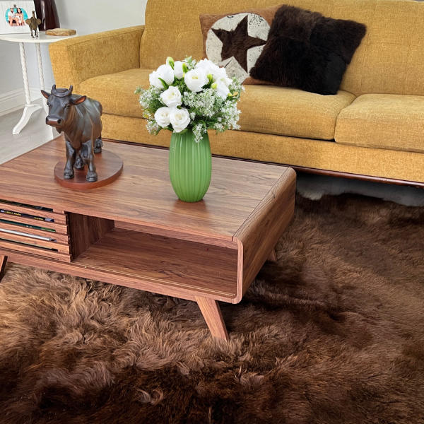 Buffalo / Bison Rug Hide - Second Grade Good Deluxe (Light Markings) - Large